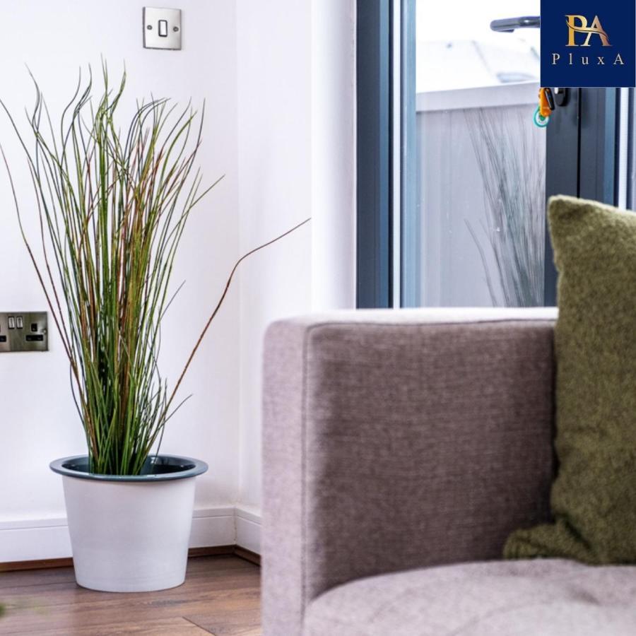 Pluxa Rose Quartz Luxury Stay Birmingham Extérieur photo